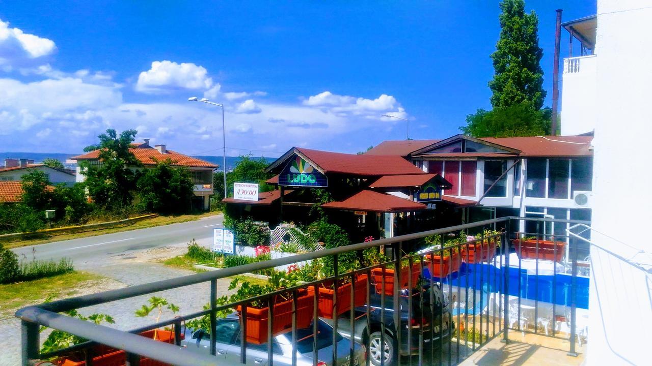 Family Hotel Ludo Varna Luaran gambar